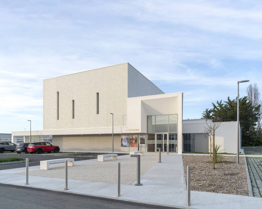 SALLE L'ESPADON